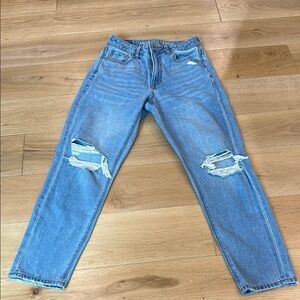 American Eagle Mom Jeans